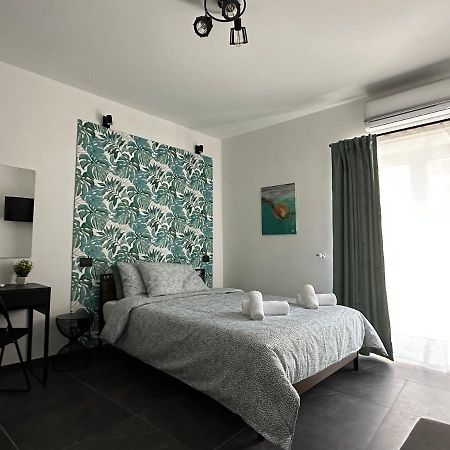 Olinad Rooms Castelbuono  Exteriör bild